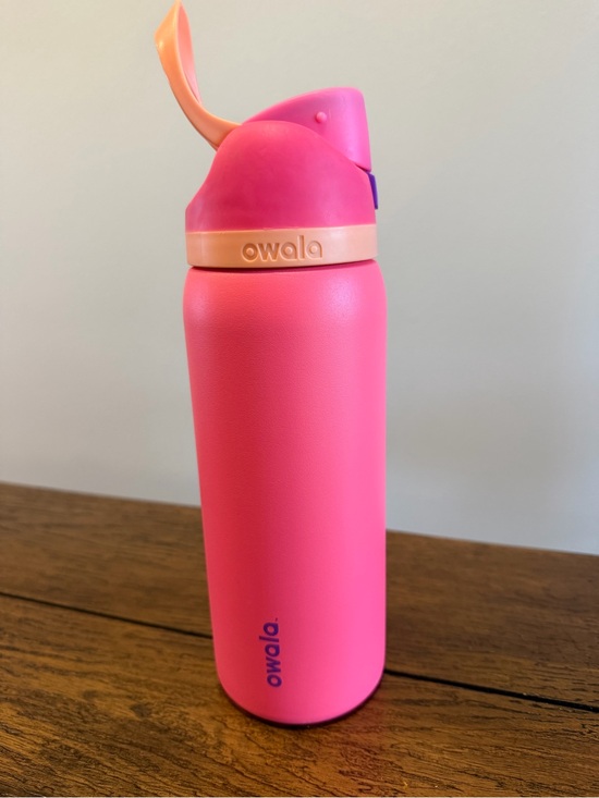 owala Other - Owala Free-Sip Insulated Stainless Steel Water Bottle With Straw 24 oz Pink